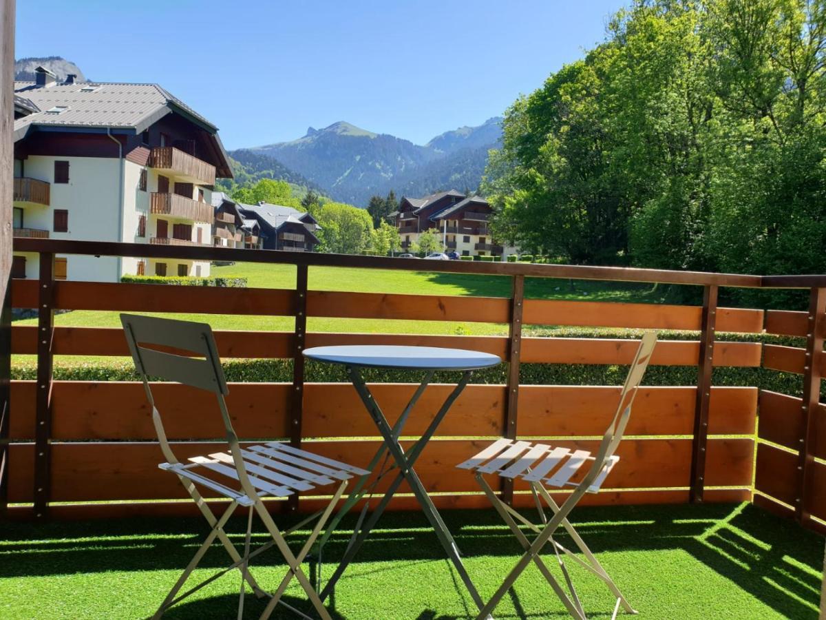 Le 211,Ski Et Randonnee, Lave Linge ,Parking 贝尔内 外观 照片